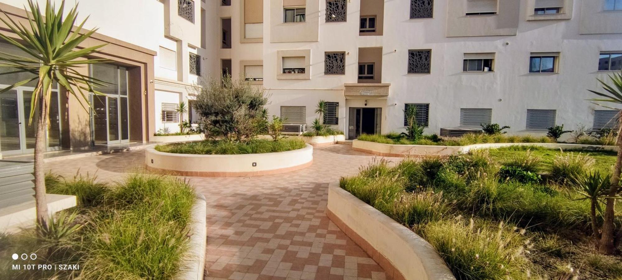 Apartment Laouina *